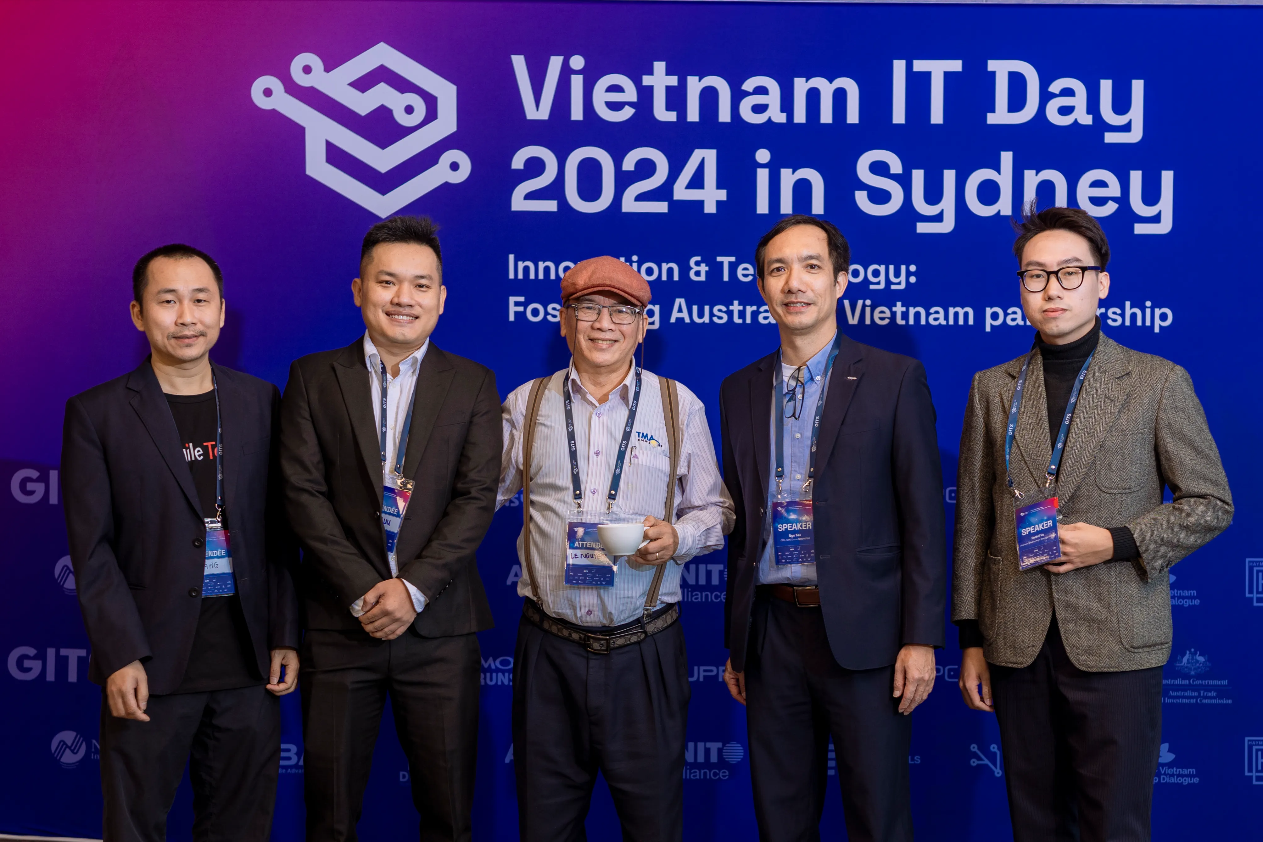 HDWEBSOFT CEO speaking at Australia Vietnam IT Day